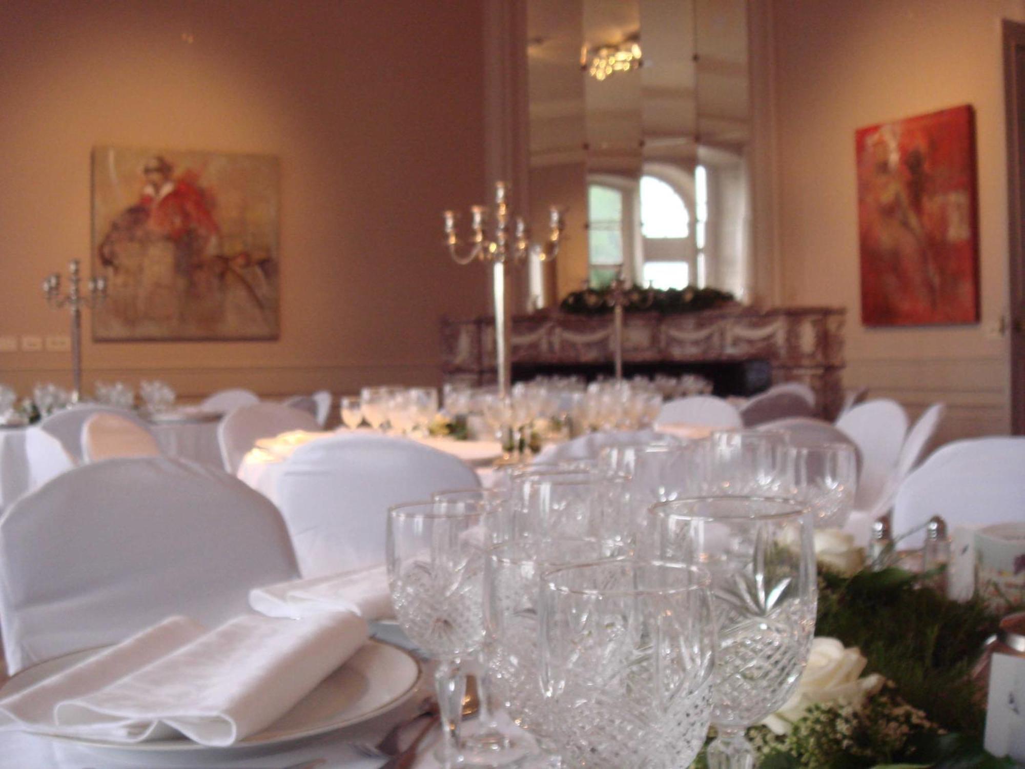 Chateau De Vierset Luaran gambar