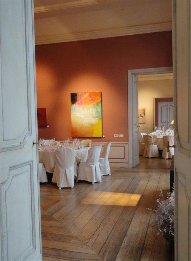 Chateau De Vierset Luaran gambar