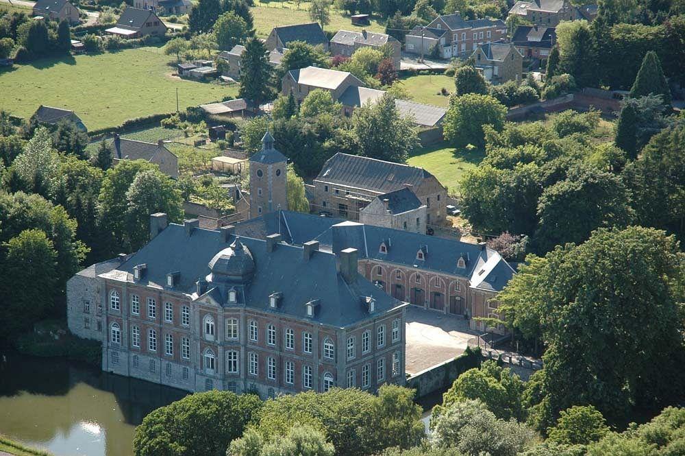 Chateau De Vierset Luaran gambar