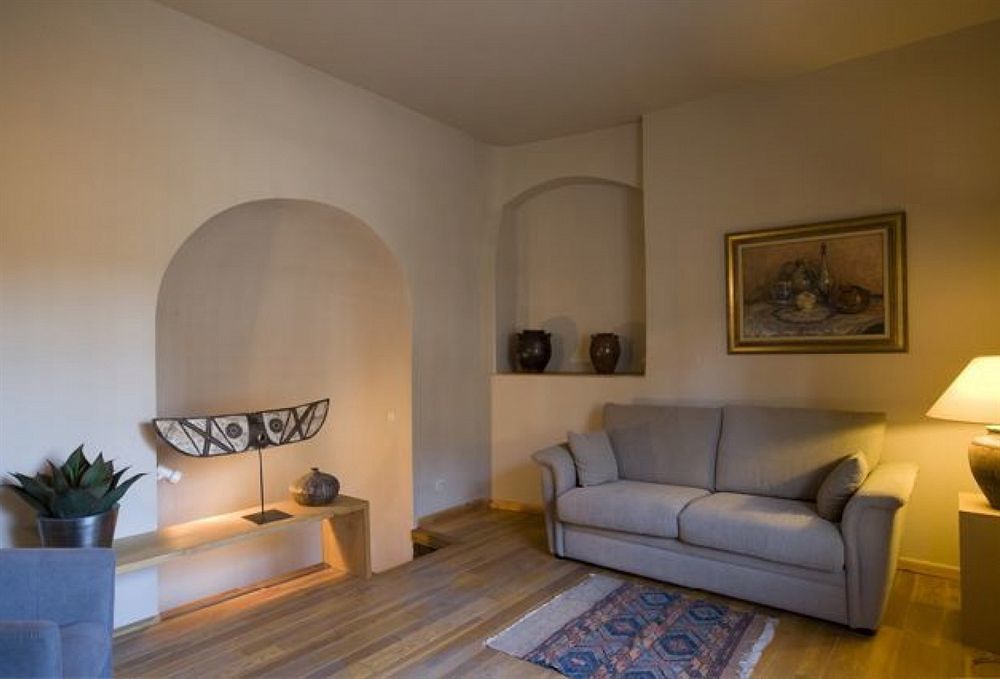 Chateau De Vierset Luaran gambar