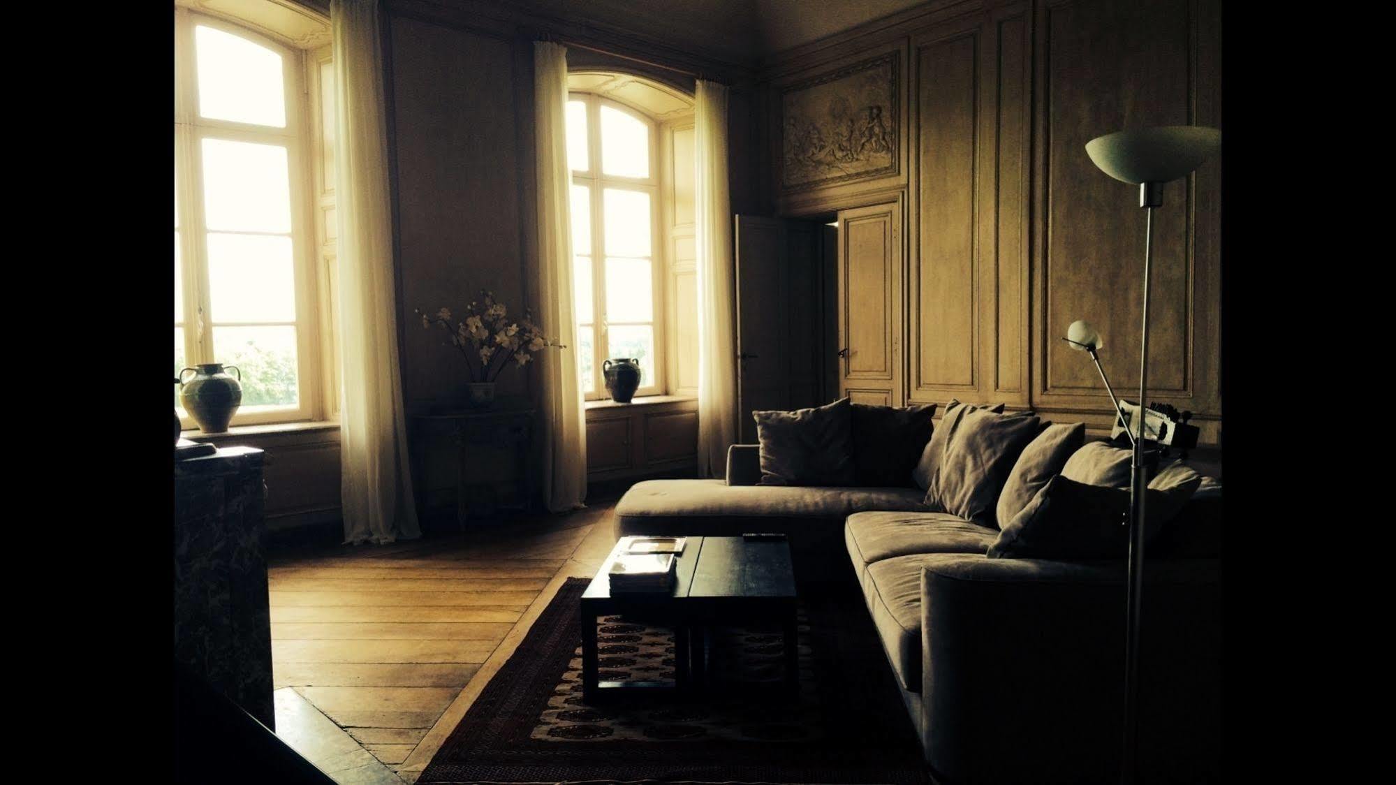 Chateau De Vierset Luaran gambar